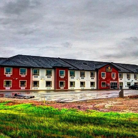 Western Star Inn & Suites Stoughton 외부 사진