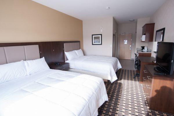 Western Star Inn & Suites Stoughton 객실 사진