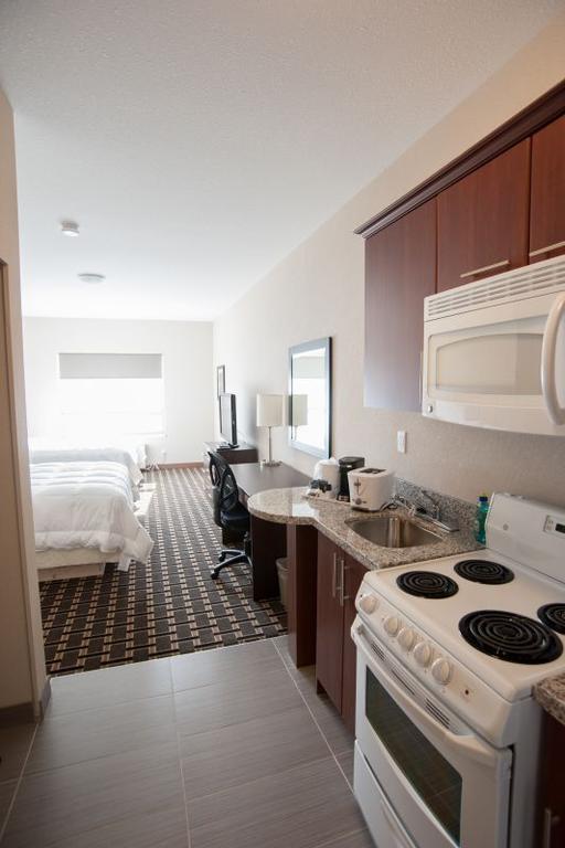 Western Star Inn & Suites Stoughton 외부 사진